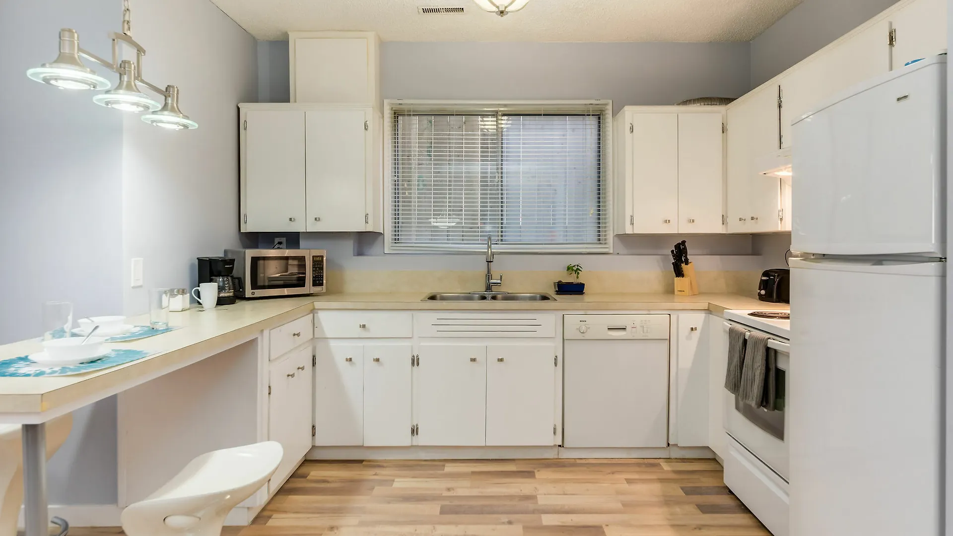 Apartment Fabulous 4Br Suite Close To Dt, Sait, U Of C By Prowess